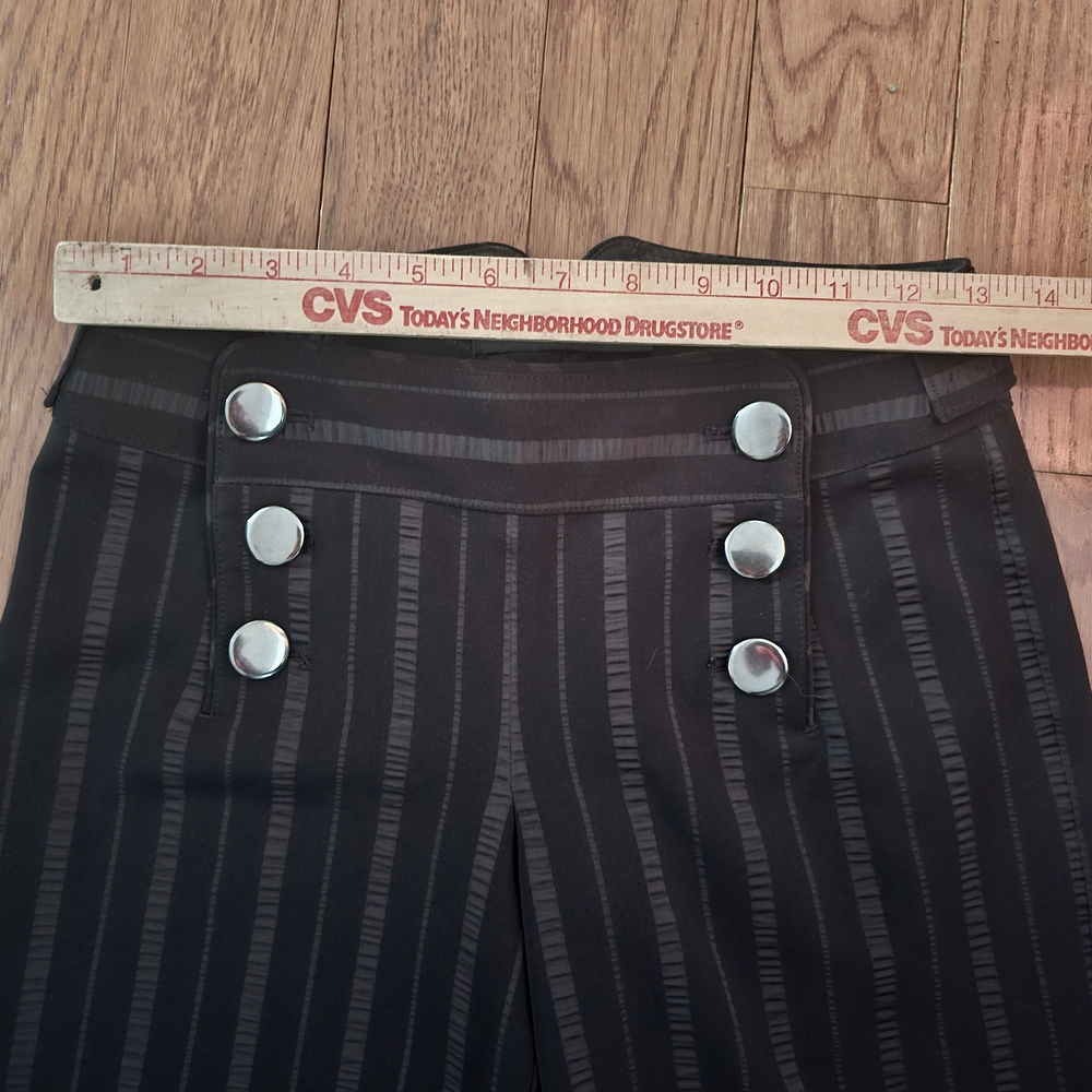 Express Pinstripe Black Wide-Leg Capri Pants w/ Silver Buttons Size 0 - Picture 3 of 6